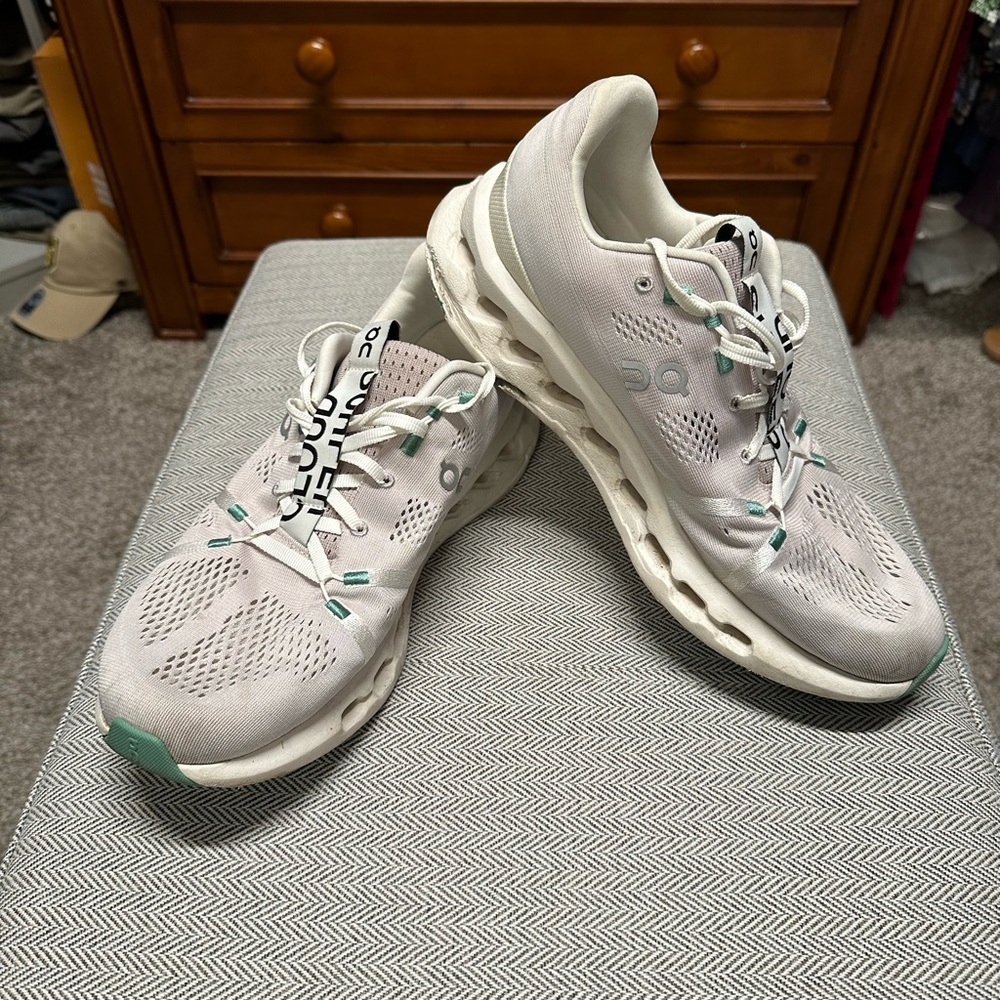 ON Running Cloudsurfer Pearl | Ivory Size 11